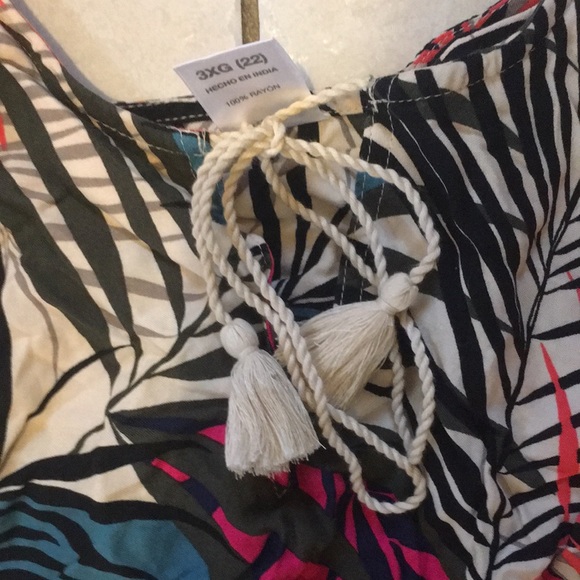 NWT GORGEOUS DRESS - Picture 15 of 16